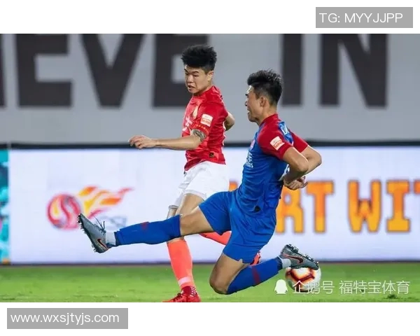 重庆足球队与北京足球队赛后复盘解析比赛节奏与关键时刻表现